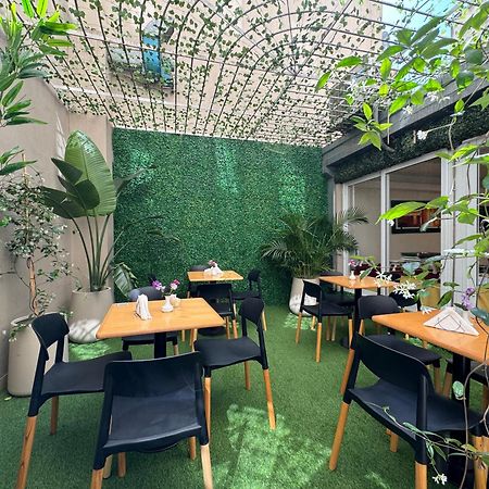 Intersur Suites Buenos Aires Exterior photo